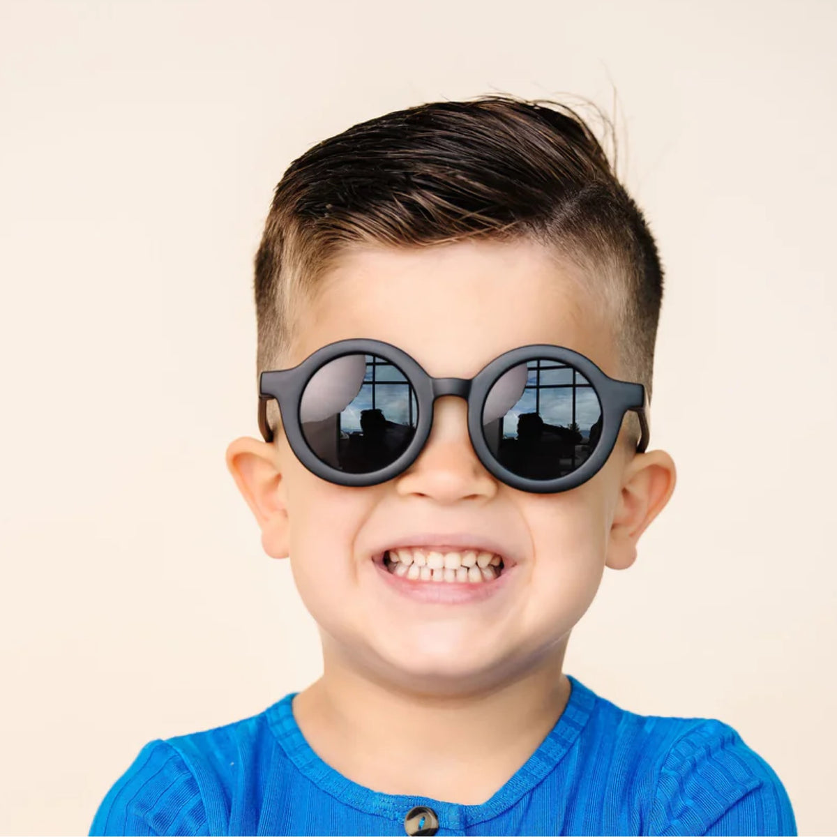 Lou Lou, Sunnies: Black