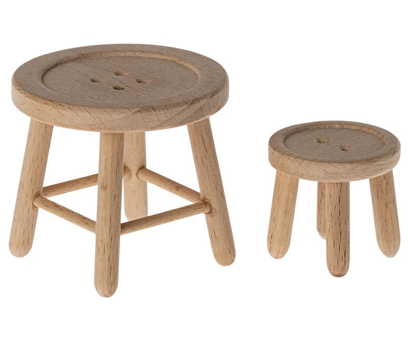 Maileg, Mouse: Table and Stool Set 11-4000-00