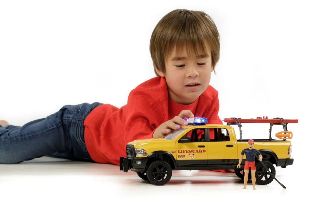 Bruder, RAM 2500 Power Wagon Lifeguard with Figure, Stand-up Paddle & Li 02506