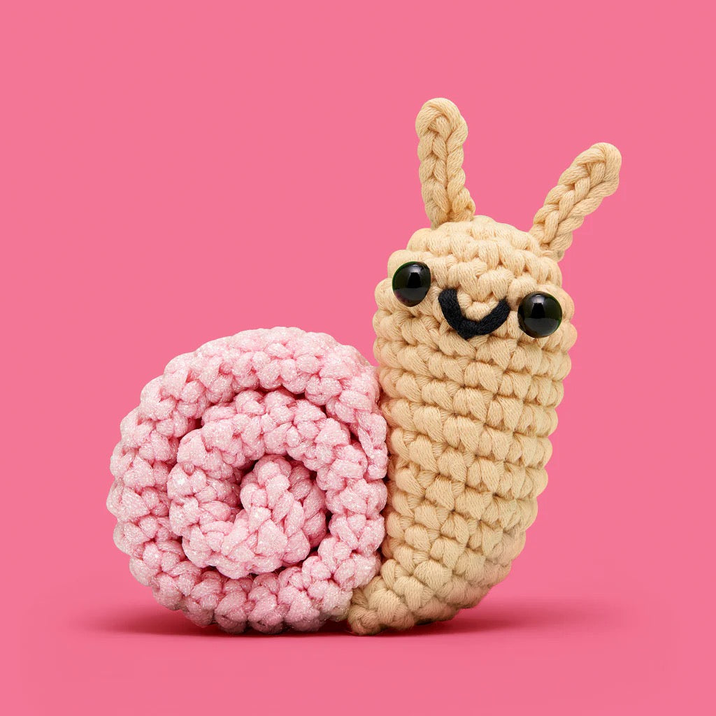 The Woobles, Beginners Crochet Kit: Mimi the Snail 11SL