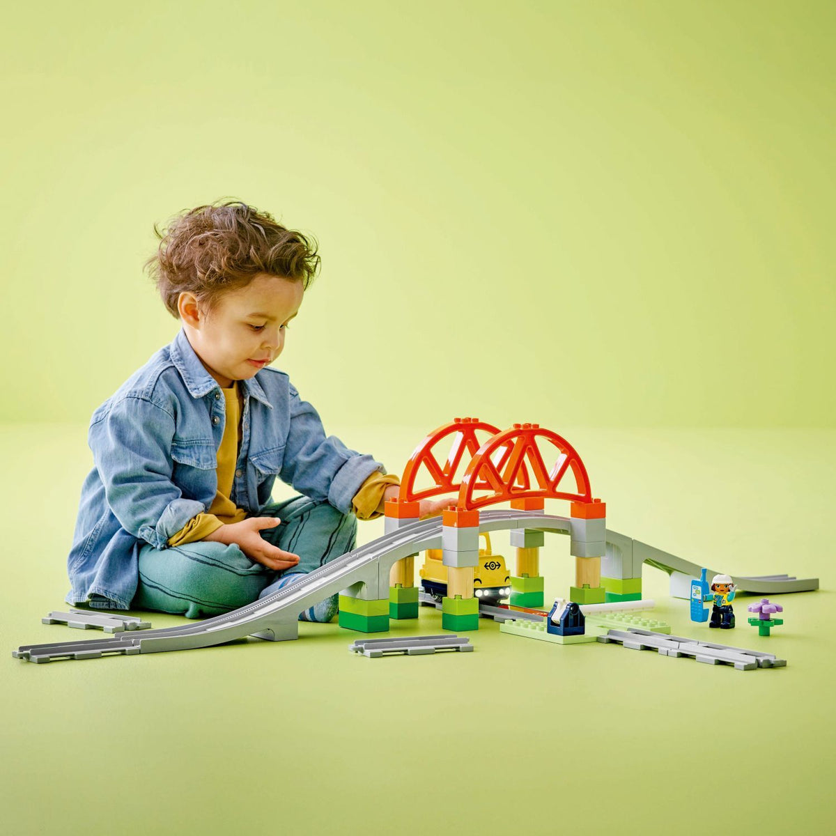 LEGO DUPLO: Train Bridge and Tracks Expansion Set