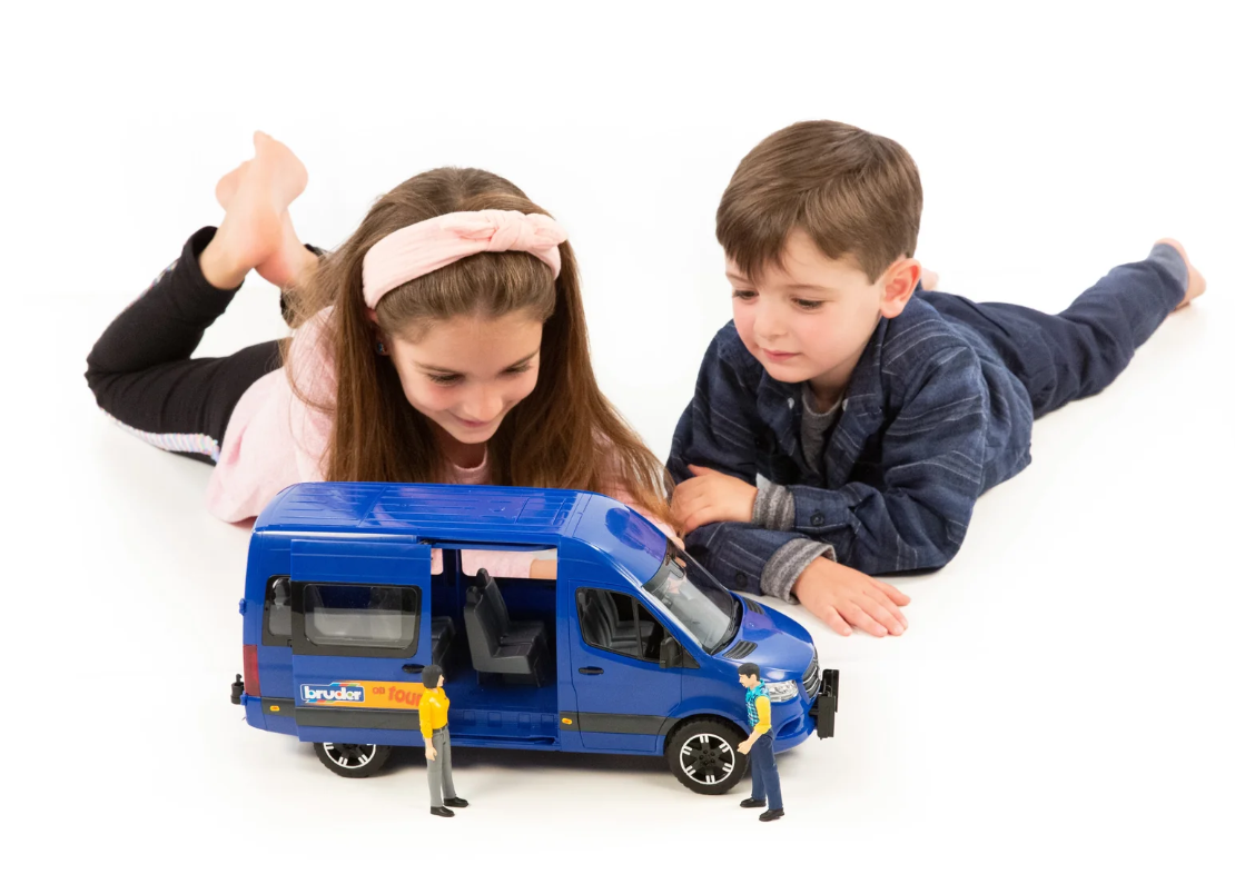 Bruder, MB Sprinter Transfer with Driver and Passenger 02670