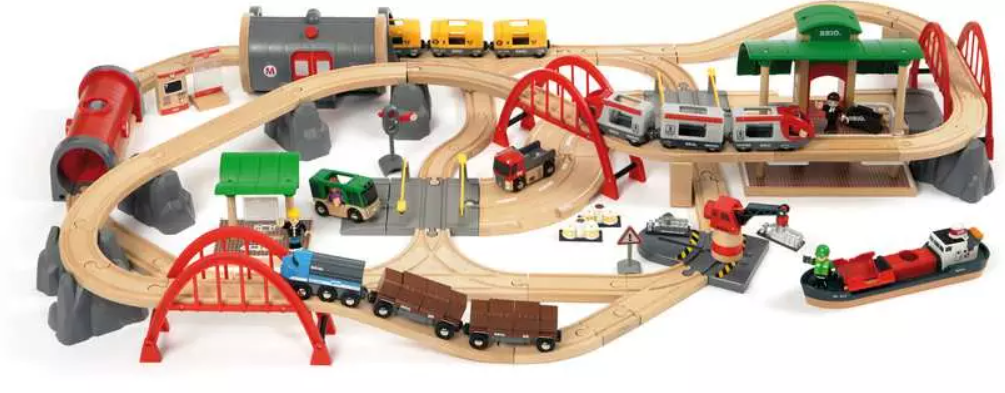 Brio, Deluxe Wooden Railway Set  33052