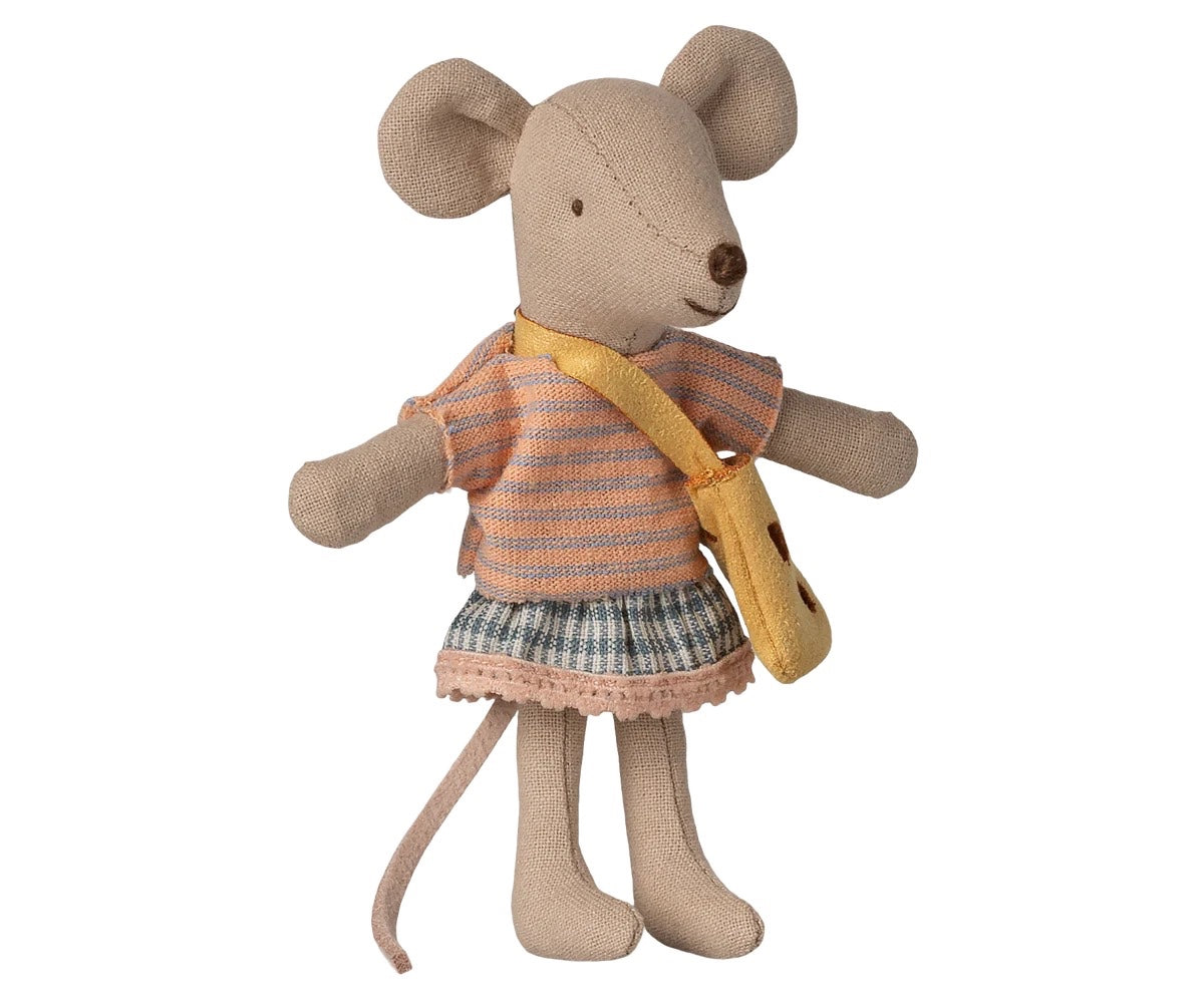 Maileg, Mouse: Little Sister with Bag 17-6100-00
