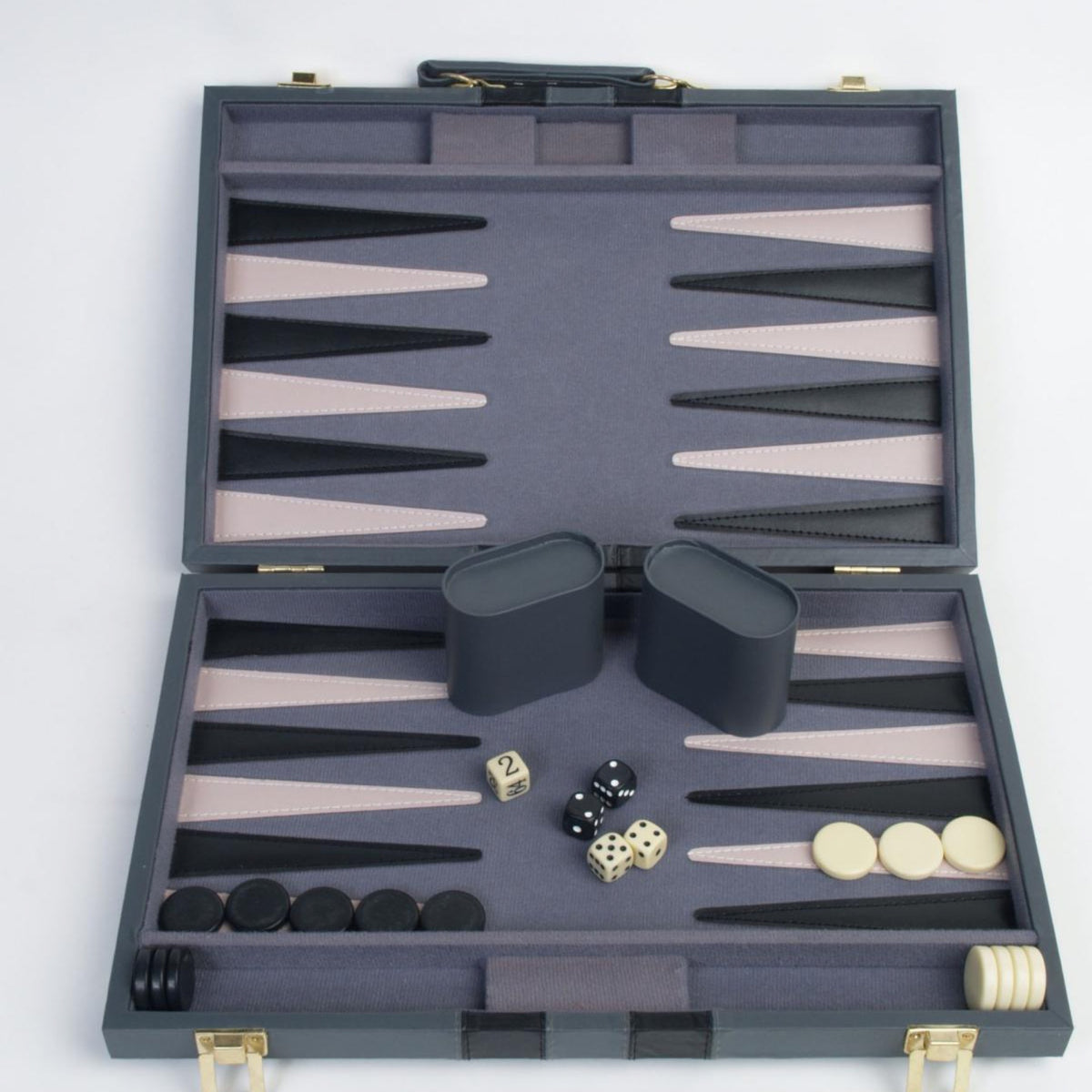 John Hansen, Backgammon Attache 15" 038015