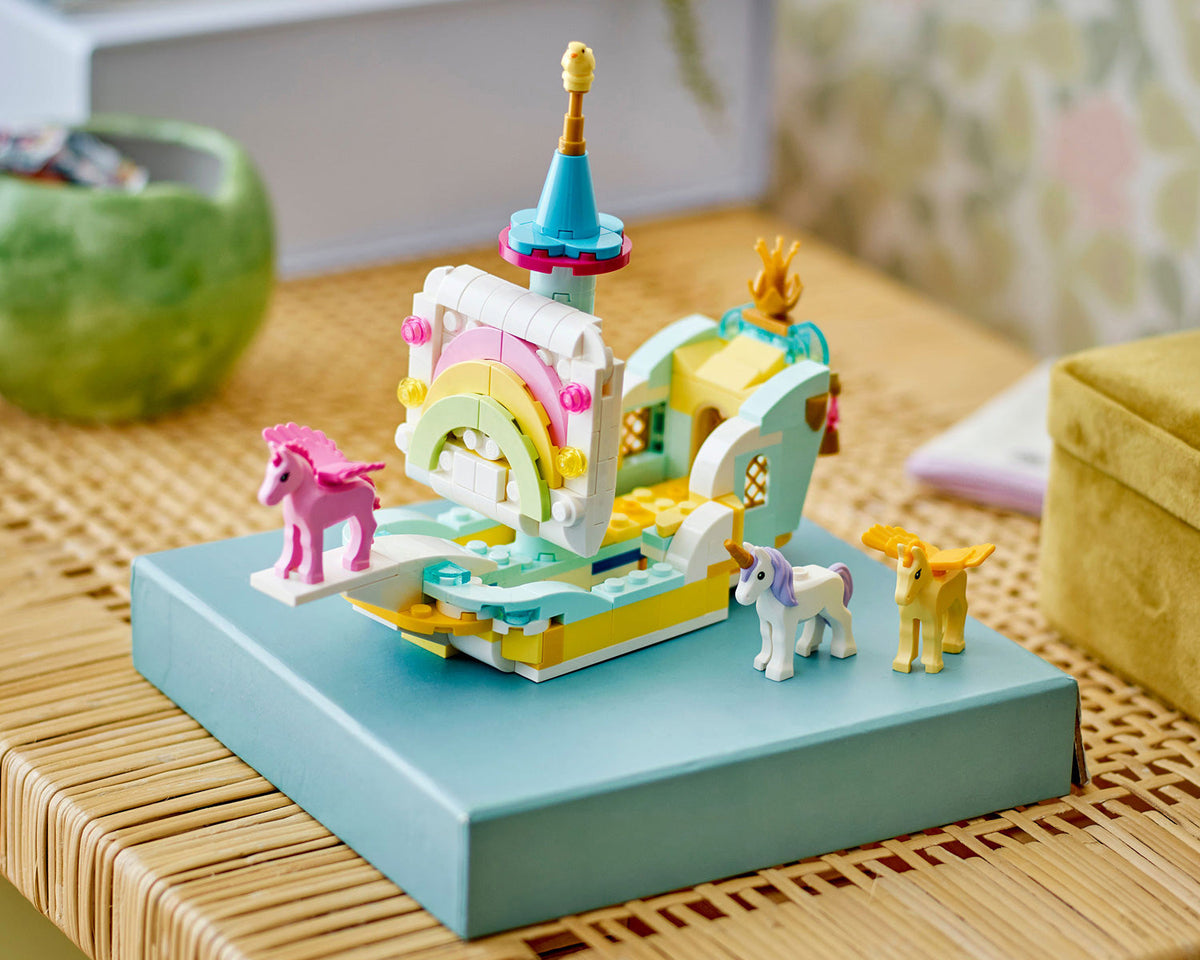 LEGO CREATOR Unicorn Castle