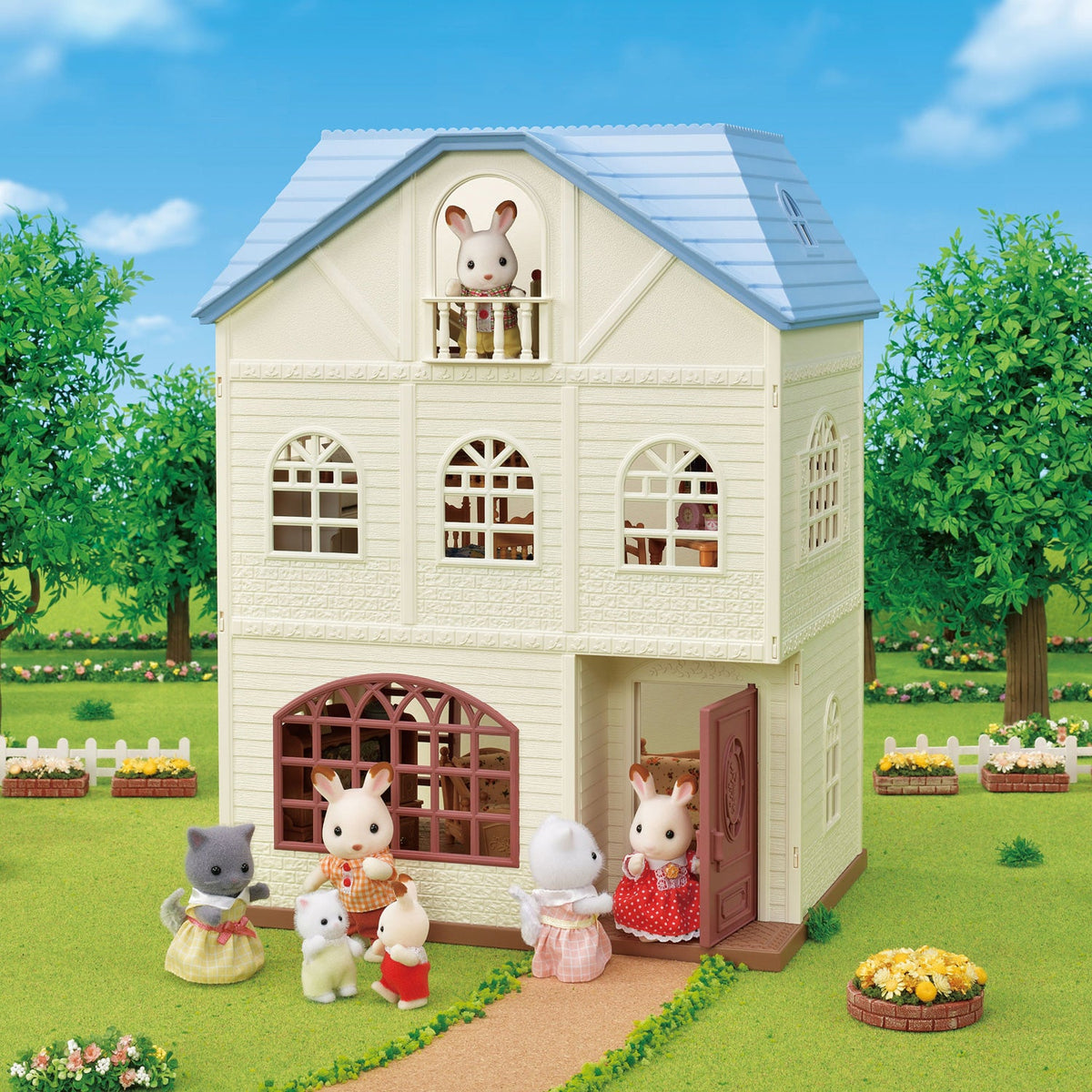 Calico Critters Sky Blue Terrace Gift Set